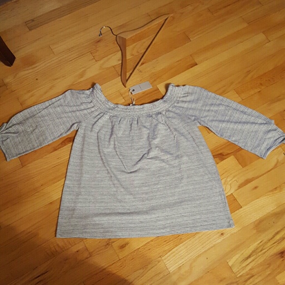 🔴⤵$24 Lucky Brand Stripped Qtr sleeve Top NWT🔴🔴 - Picture 2 of 2
